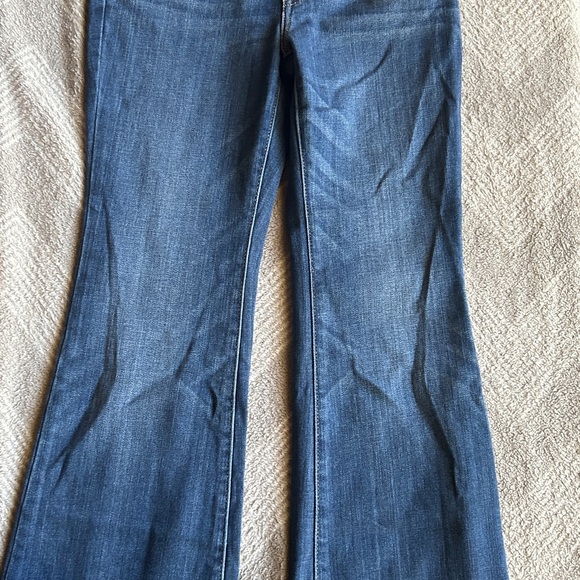 Brand new Levi jeans - Picture 3 of 3